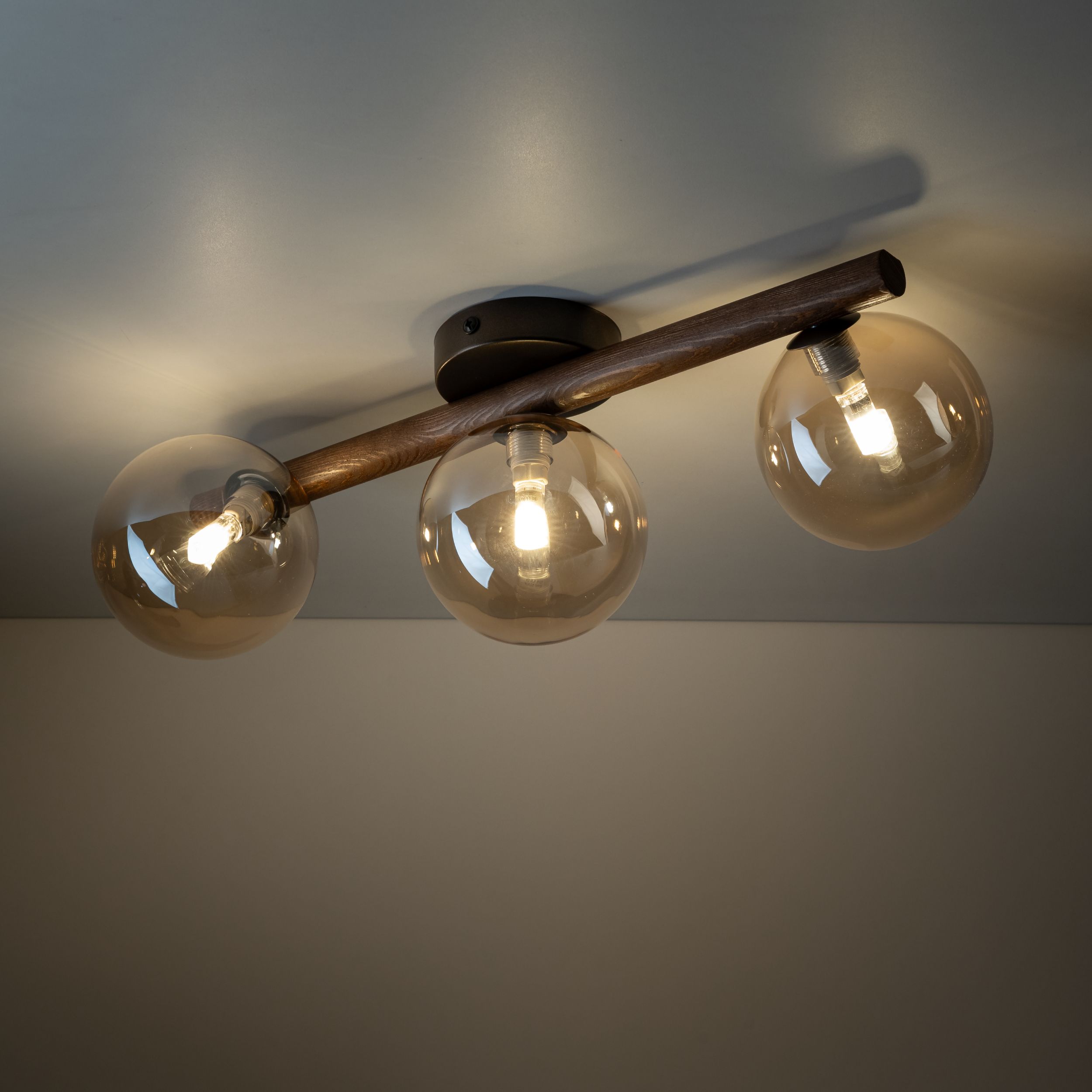 ESTERA WOOD ORZECH BURSZTYN LAMPA SUFITOWA 3XG9 ESTERA WOOD ORZECH BURSZTYN LAMPA SUFITOWA 3XG9