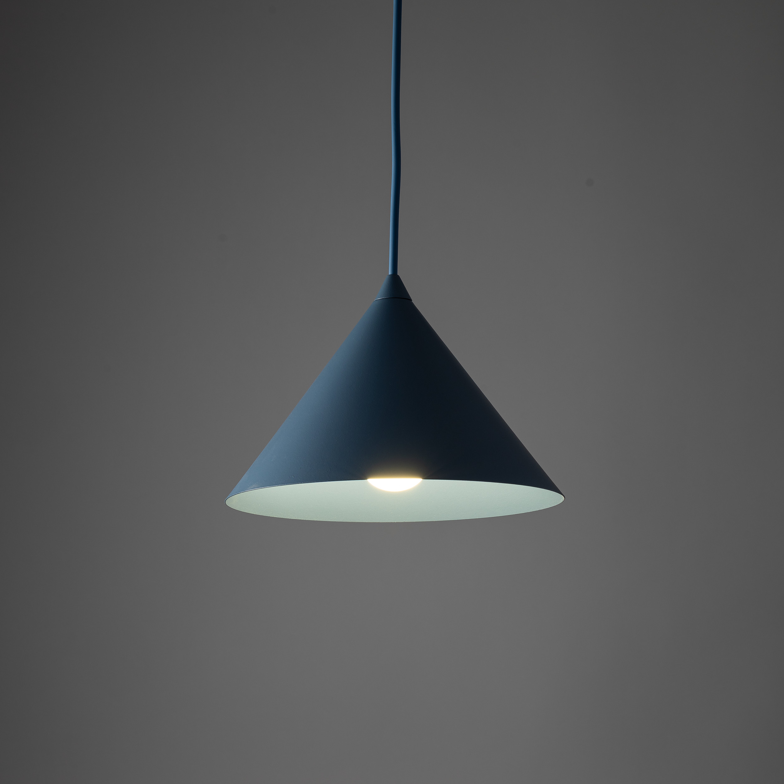 CONO S NAVY LAMPA WISZĄCA 1XE27 CONO S NAVY LAMPA WISZĄCA 1XE27