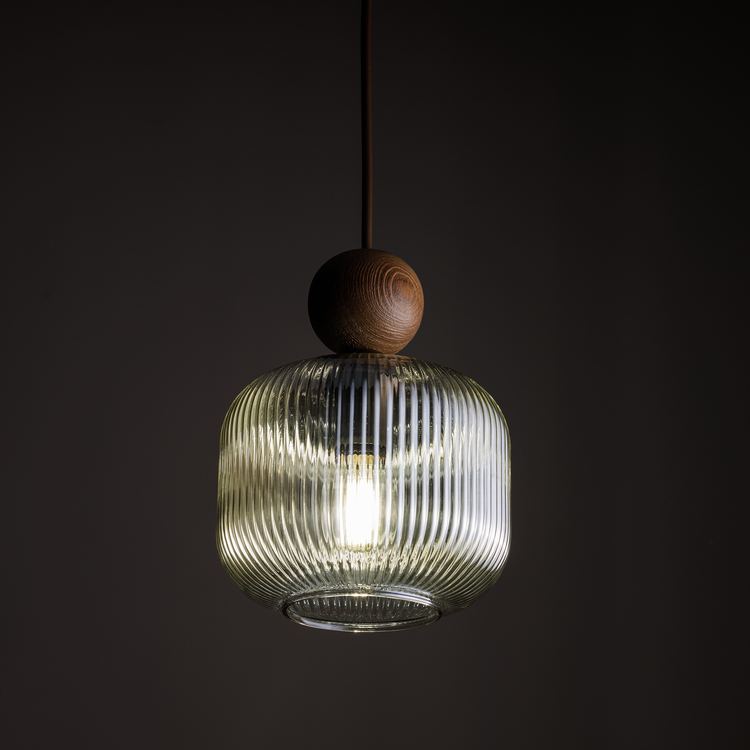 BALLO ORZECH LAMPA WISZĄCA 1XE14 BALLO ORZECH LAMPA WISZĄCA 1XE14