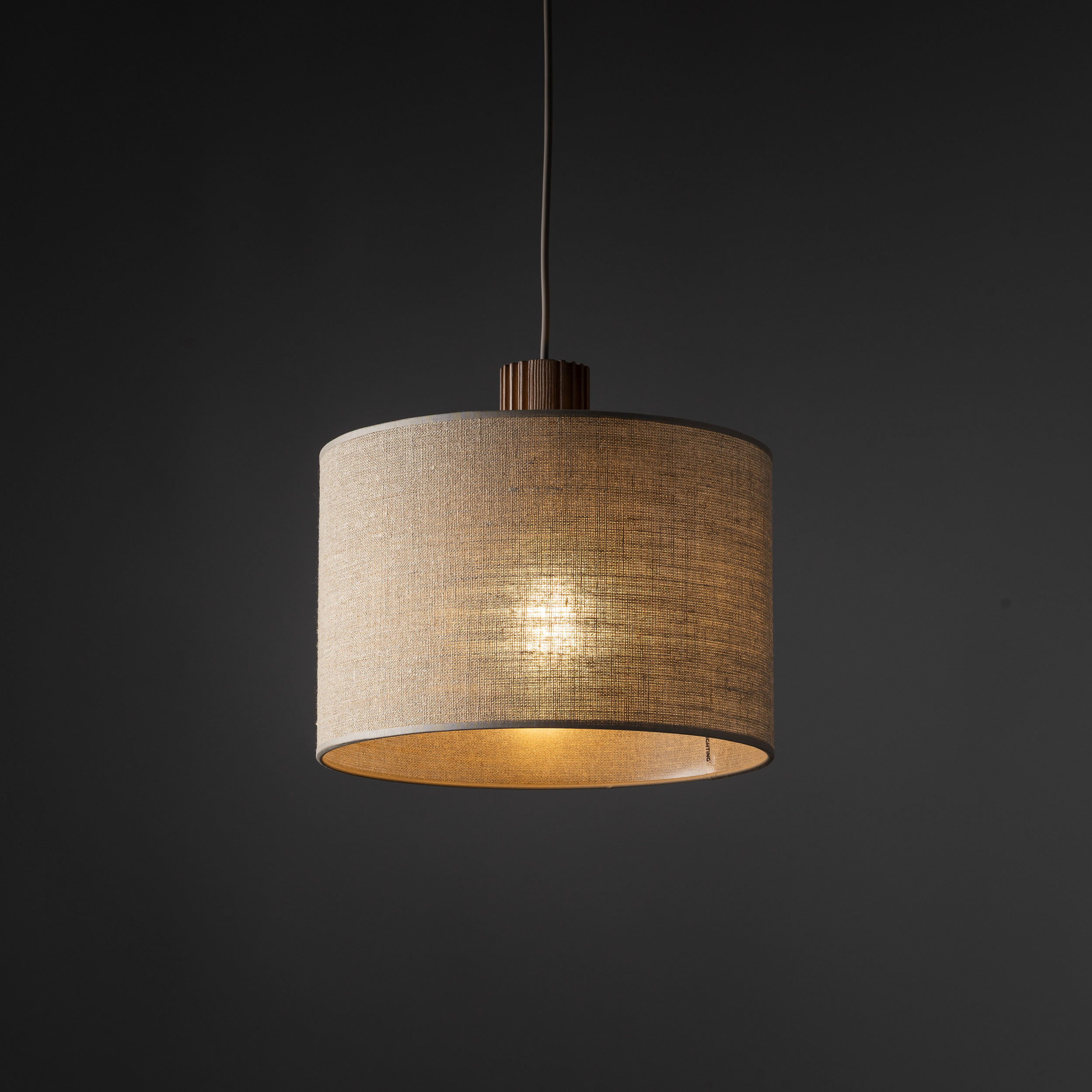 VIGA SHADE ORZECH LAMPA WISZĄCA 1XE27 VIGA SHADE ORZECH LAMPA WISZĄCA 1XE27