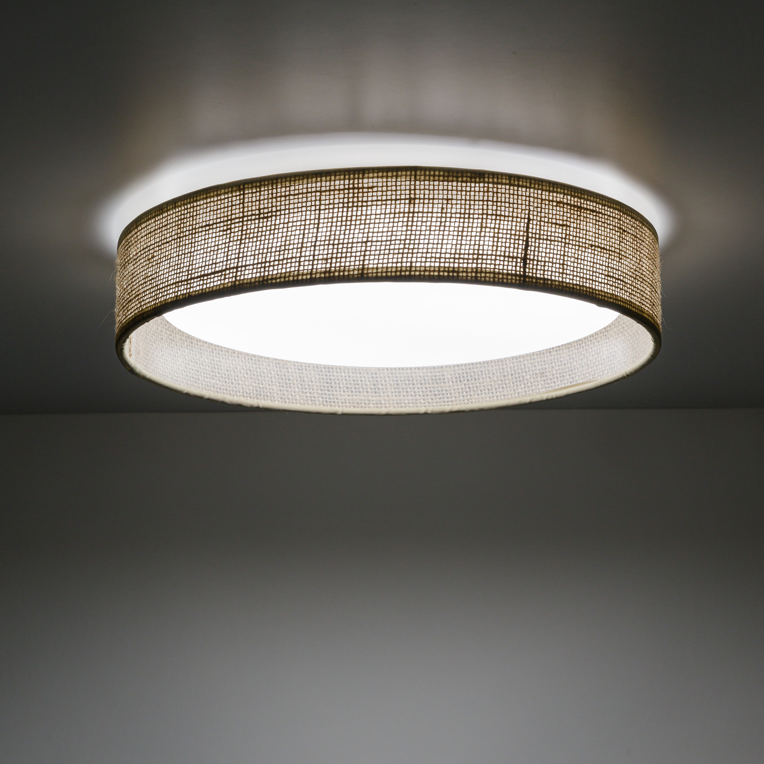 DEMI JUTA LED LAMPA SUFITOWA DEMI JUTA LED LAMPA SUFITOWA