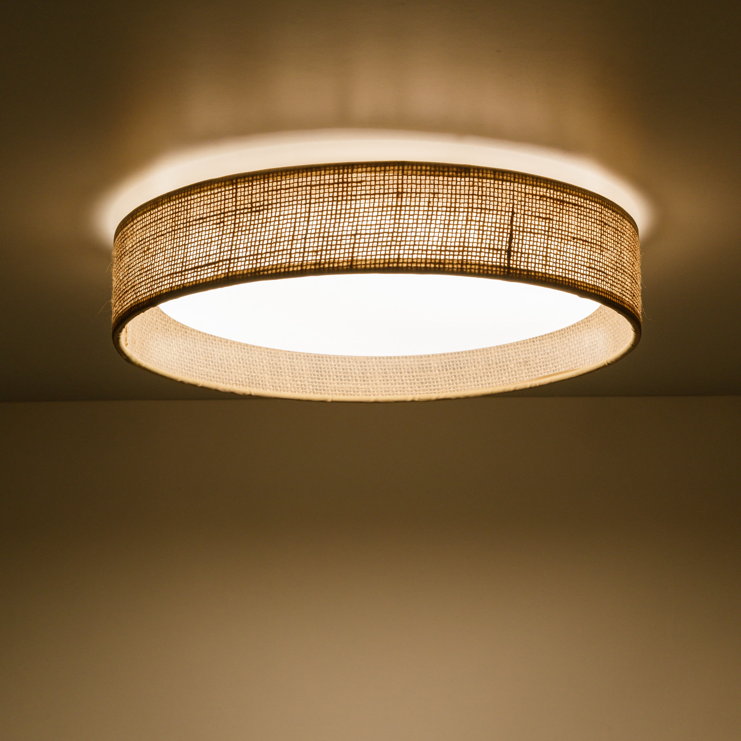 DEMI JUTA LED LAMPA SUFITOWA DEMI JUTA LED LAMPA SUFITOWA