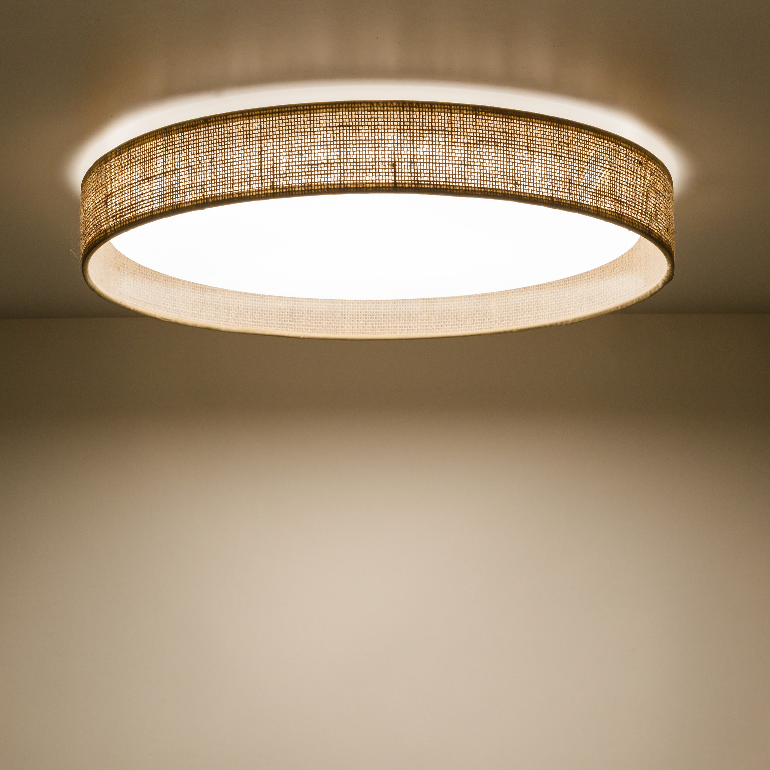 DEMI JUTA LED LAMPA SUFITOWA DEMI JUTA LED LAMPA SUFITOWA