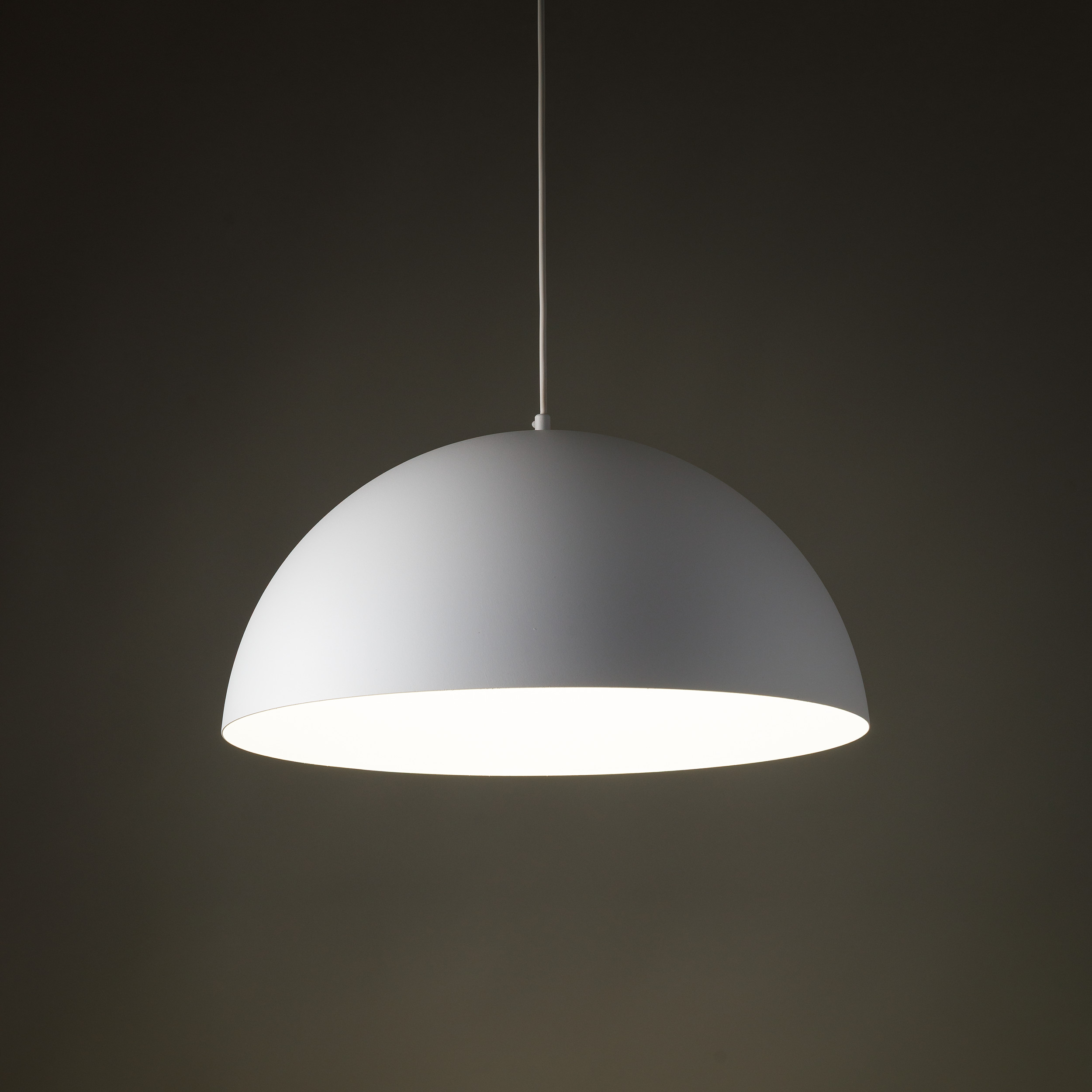 TITAN WHITE LAMPA WISZĄCA 1XE27 TITAN WHITE LAMPA WISZĄCA 1XE27