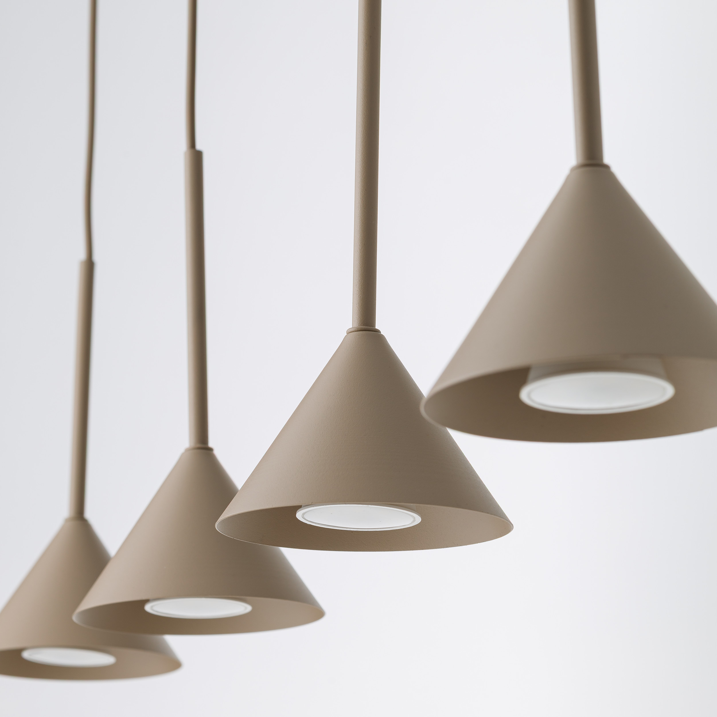 CONO MINI SABIA LAMPA WISZĄCA 4XGU10 CONO MINI SABIA LAMPA WISZĄCA 4XGU10