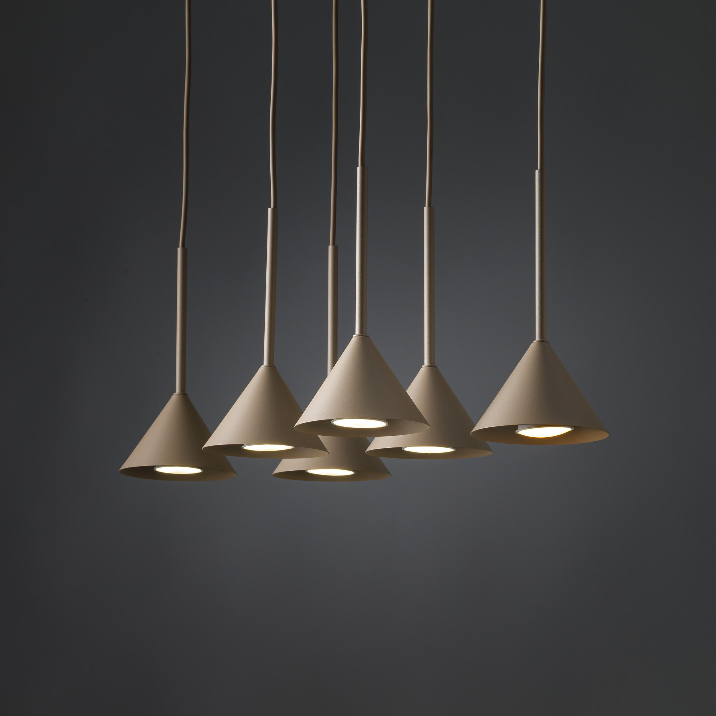 CONO MINI SABIA LAMPA WISZĄCA 6XGU10 CONO MINI SABIA LAMPA WISZĄCA 6XGU10