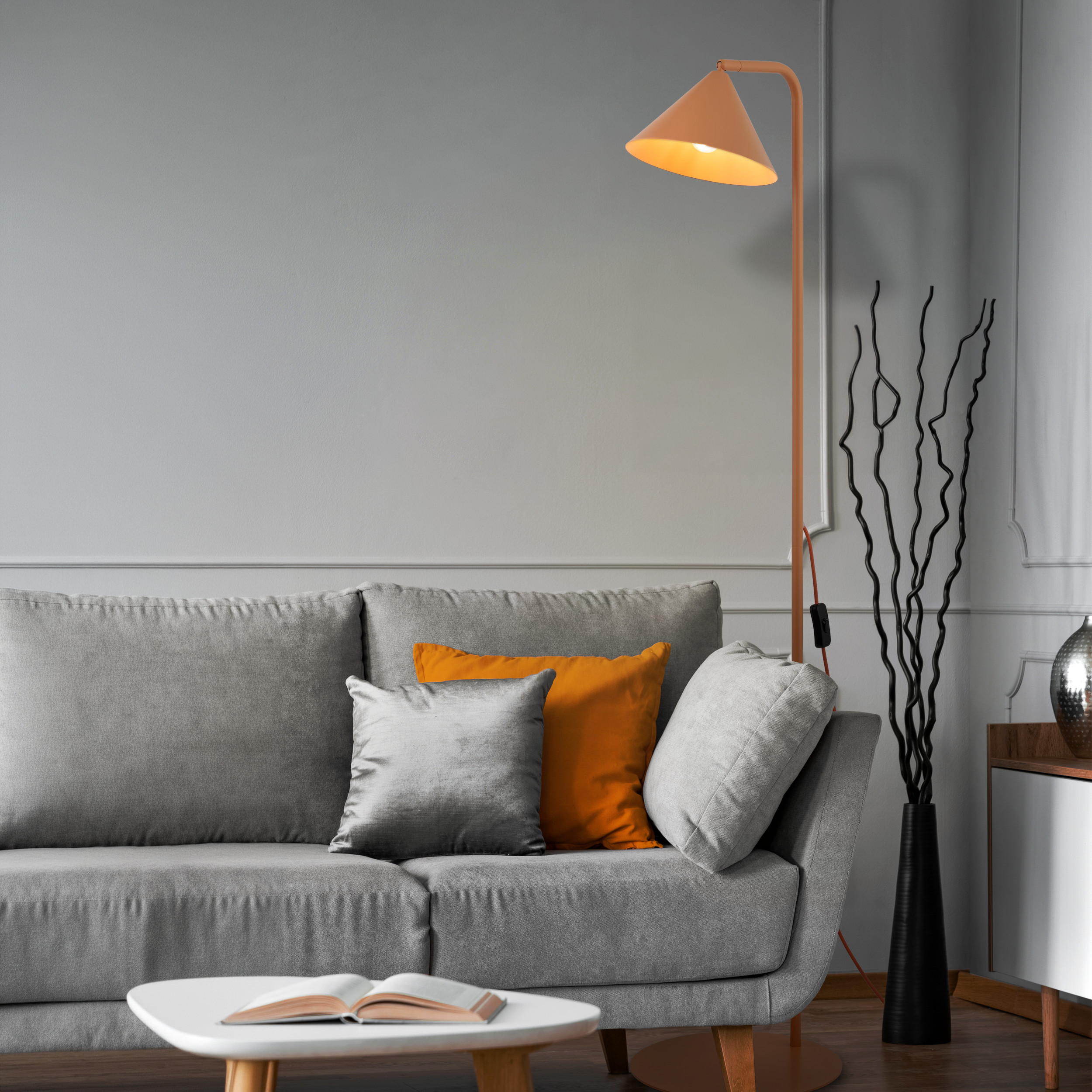 CONO SALMON LAMPA PODŁOGOWA 1XE14 CONO SALMON LAMPA PODŁOGOWA 1XE14