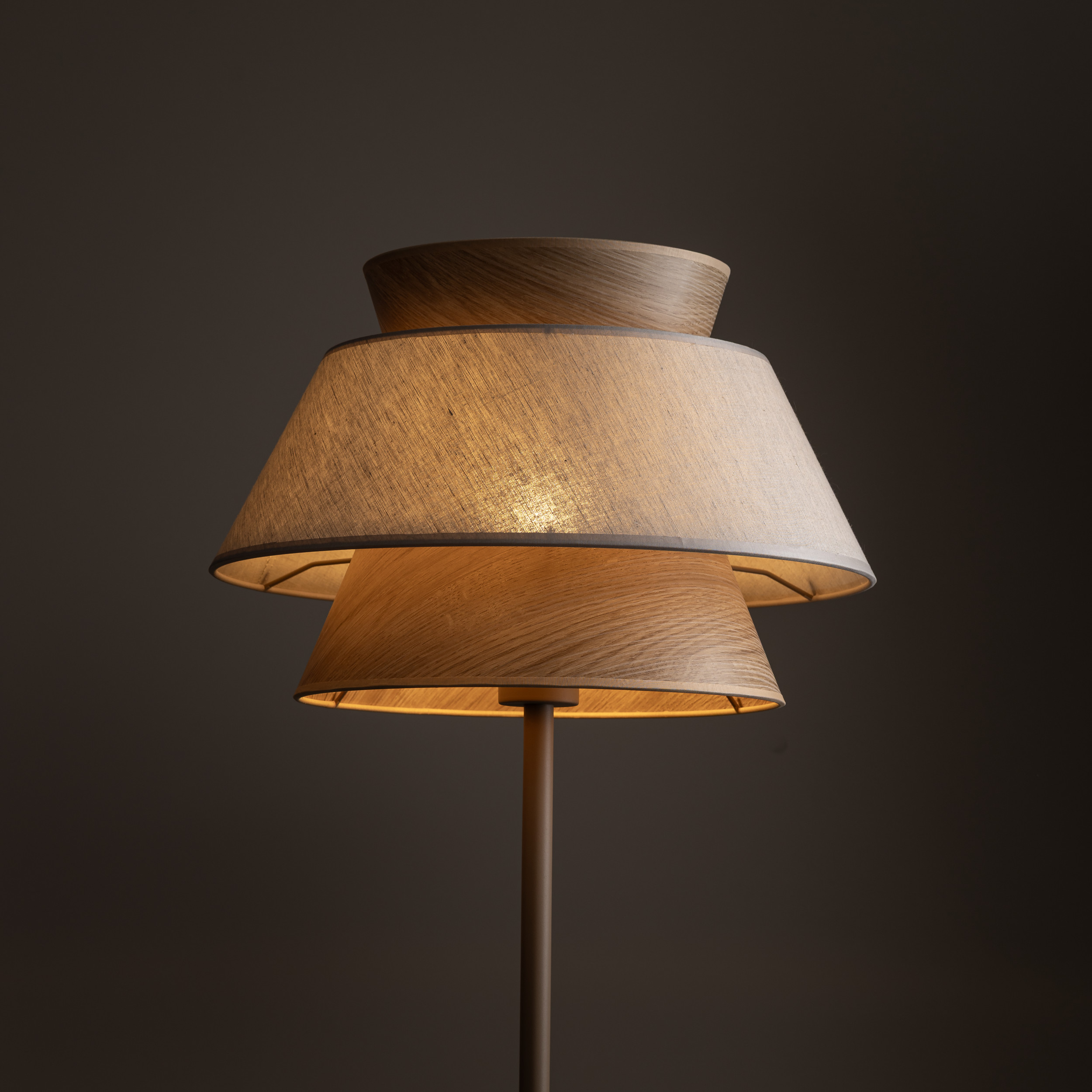 KALUM LEN LAMPA PODŁOGOWA 1XE27 KALUM LEN LAMPA PODŁOGOWA 1XE27