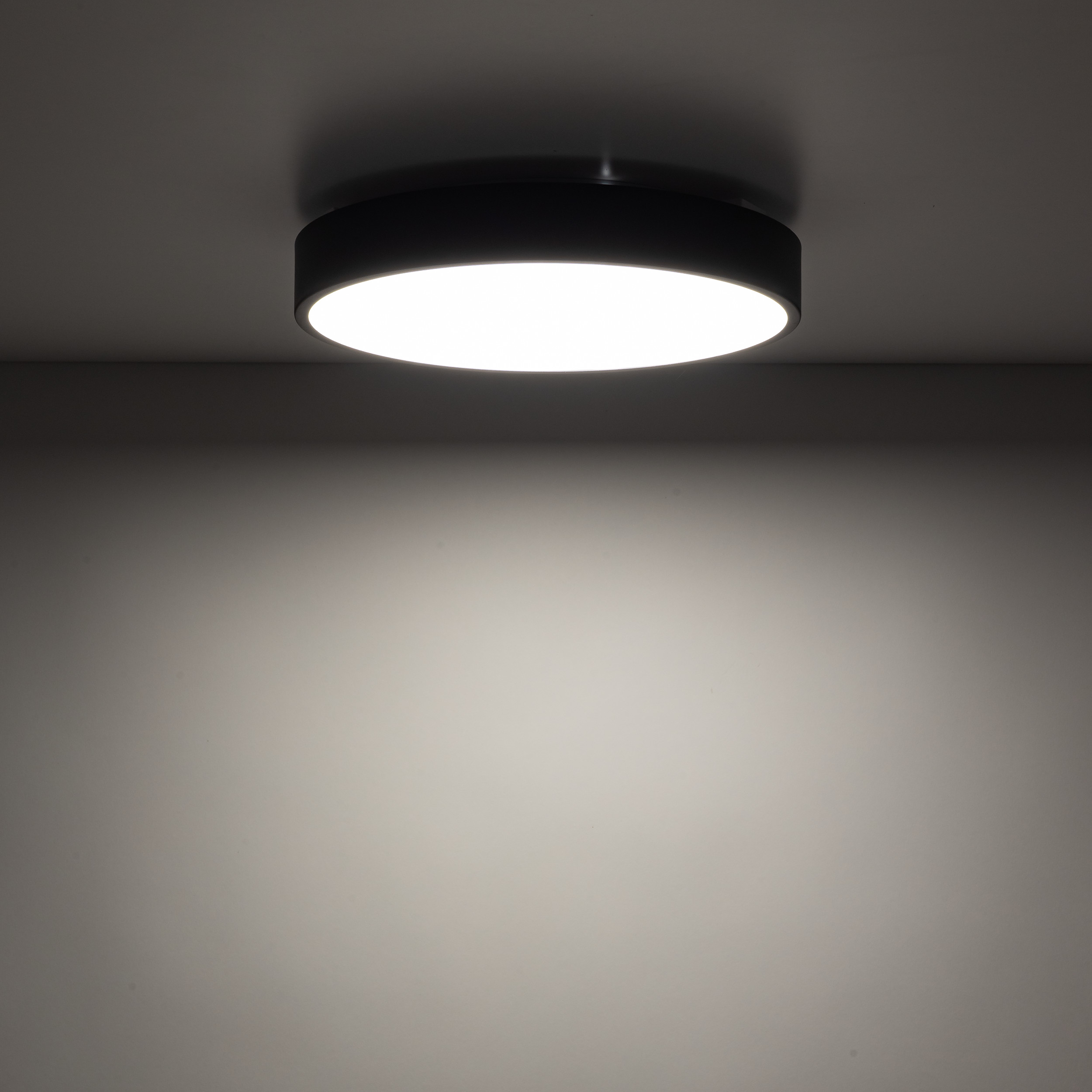 VELIS BLACK PLAFON LED 24W IP54 VELIS BLACK PLAFON LED 24W IP54