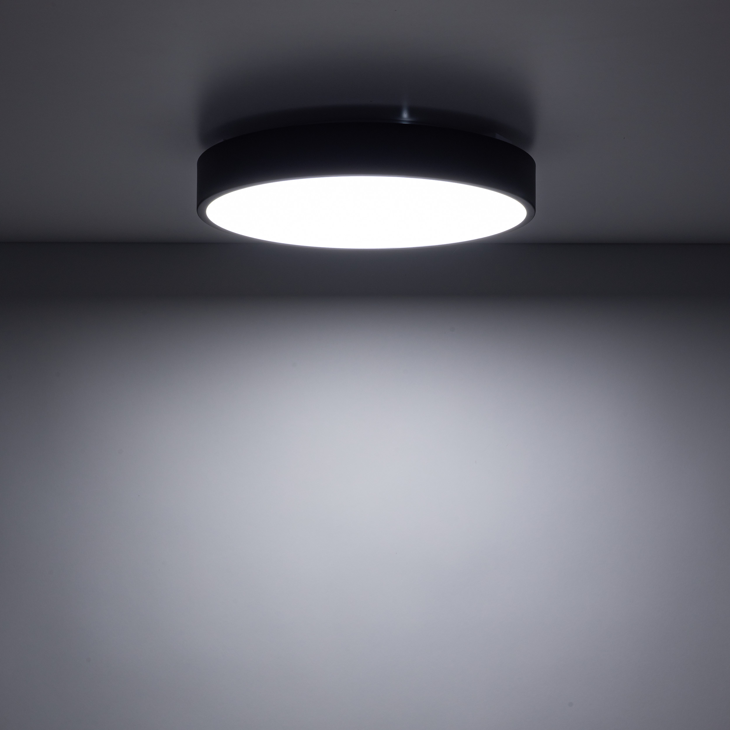VELIS BLACK PLAFON LED 24W IP54 VELIS BLACK PLAFON LED 24W IP54