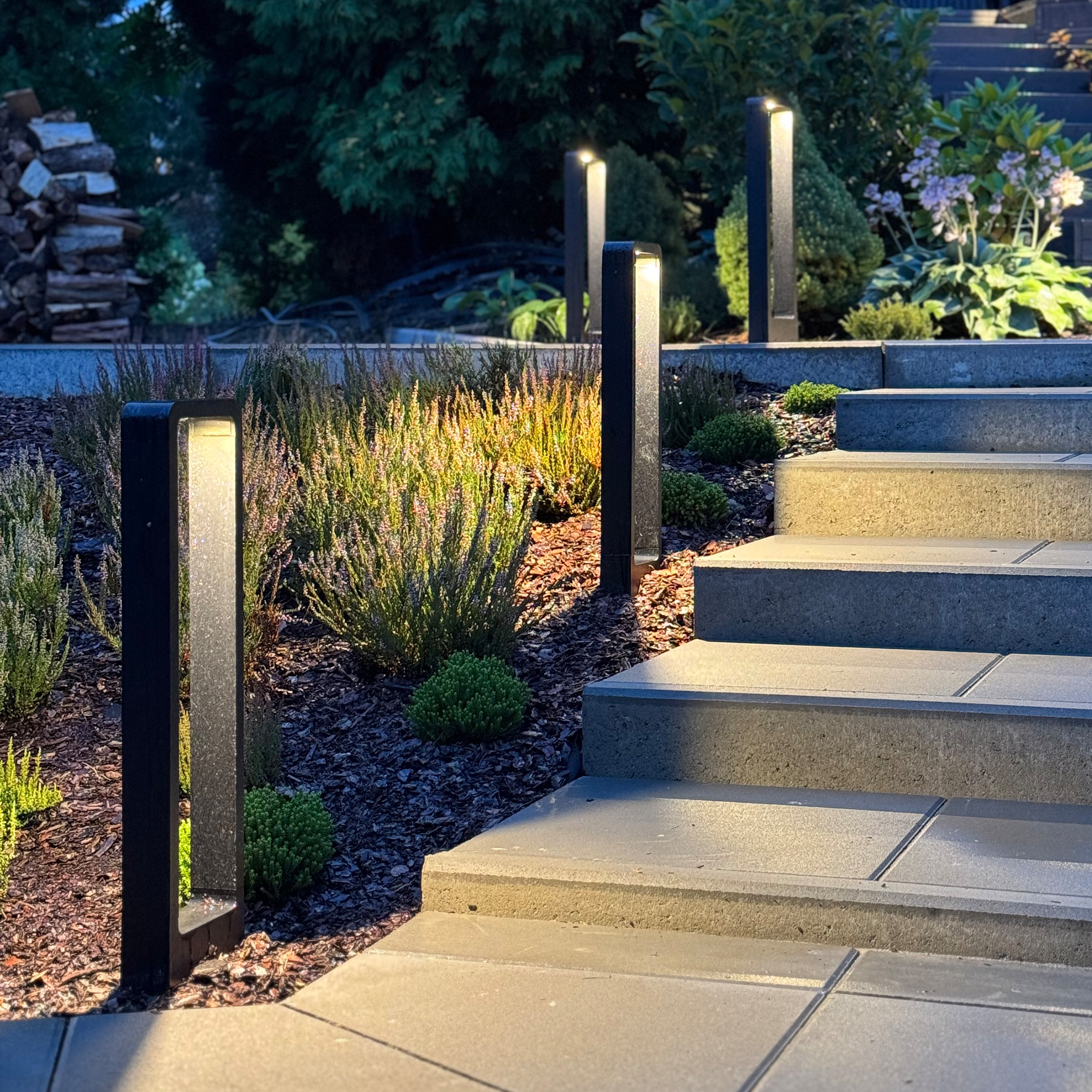 ARIUS M BLACK LAMPA PODŁGOWA IP 54 ARIUS M BLACK LAMPA PODŁGOWA IP 54