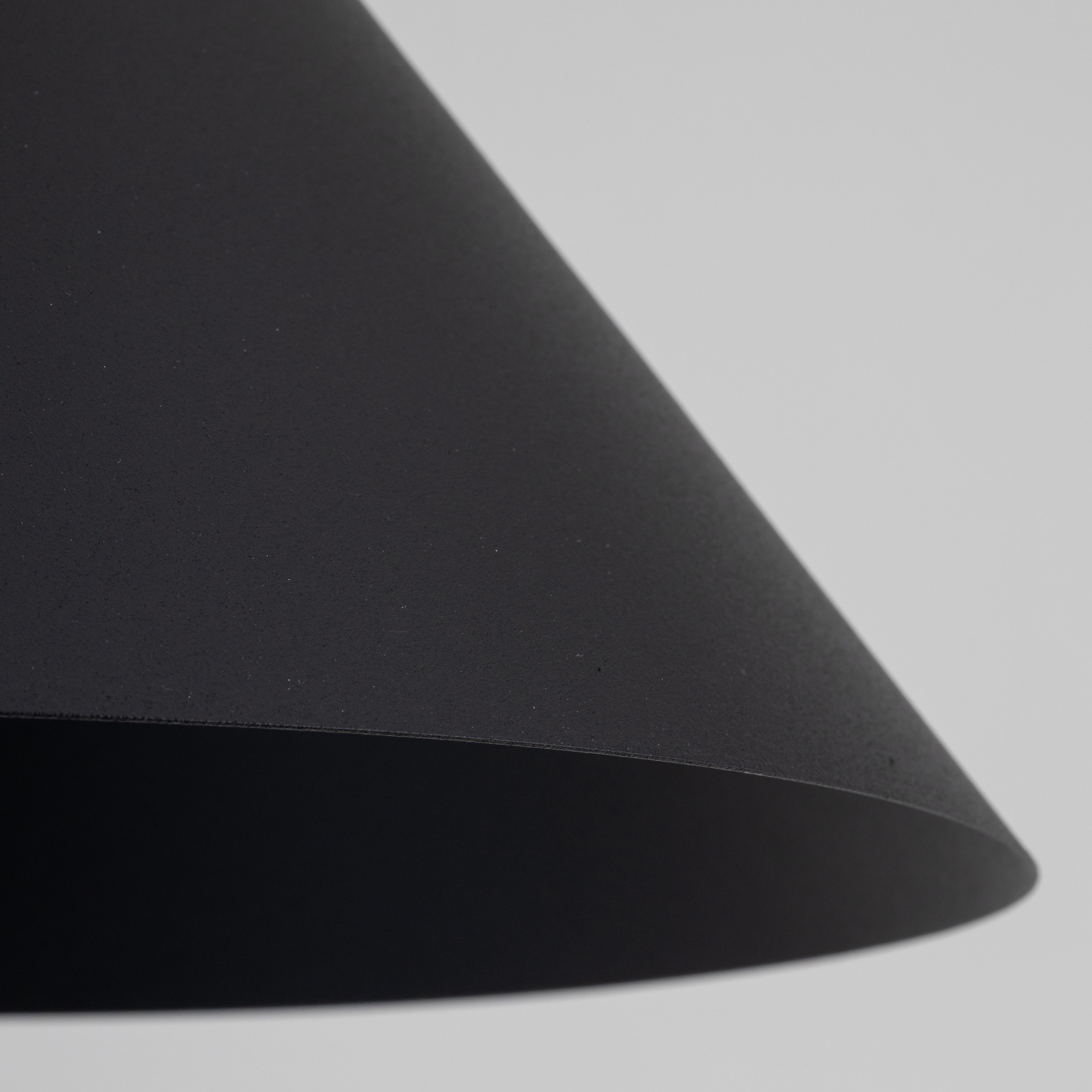 CONO BLACK LAMPA WISZĄCA 1 M CONO BLACK LAMPA WISZĄCA 1 M